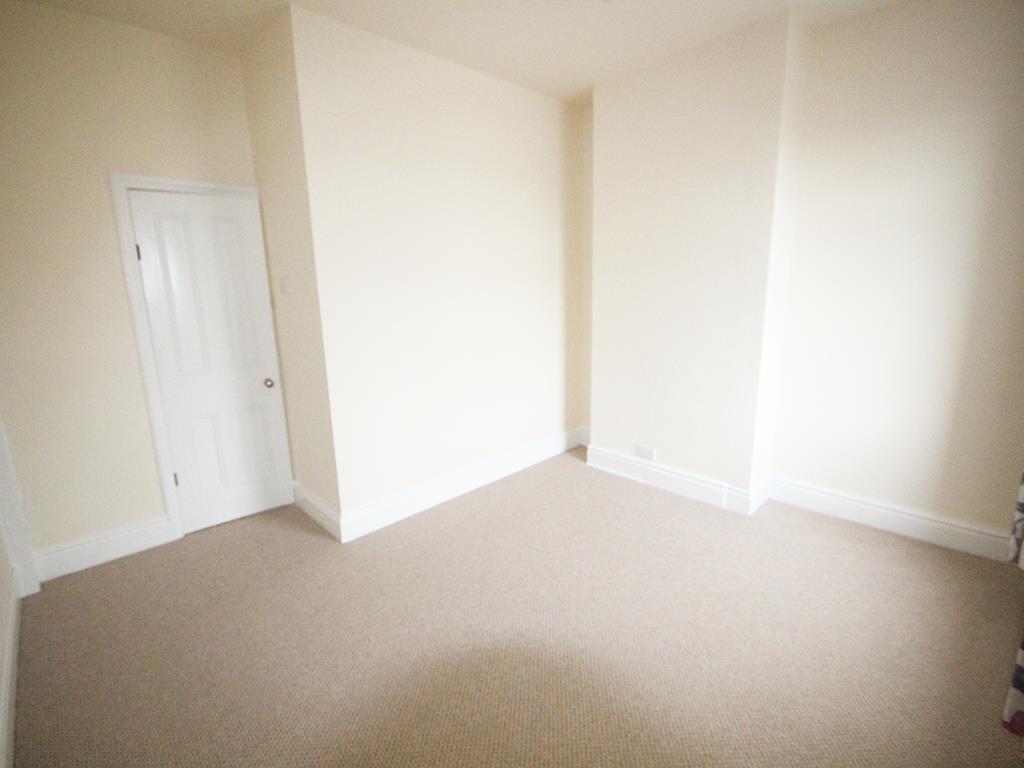 3 bedroom mid terrace house To Let in Barnoldswick - IMG_1229.jpg